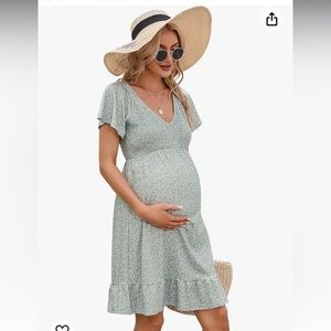 COOLMEE Maternity Short Sleeve Ruffle Dress.  Size S.  Green brown floral print.